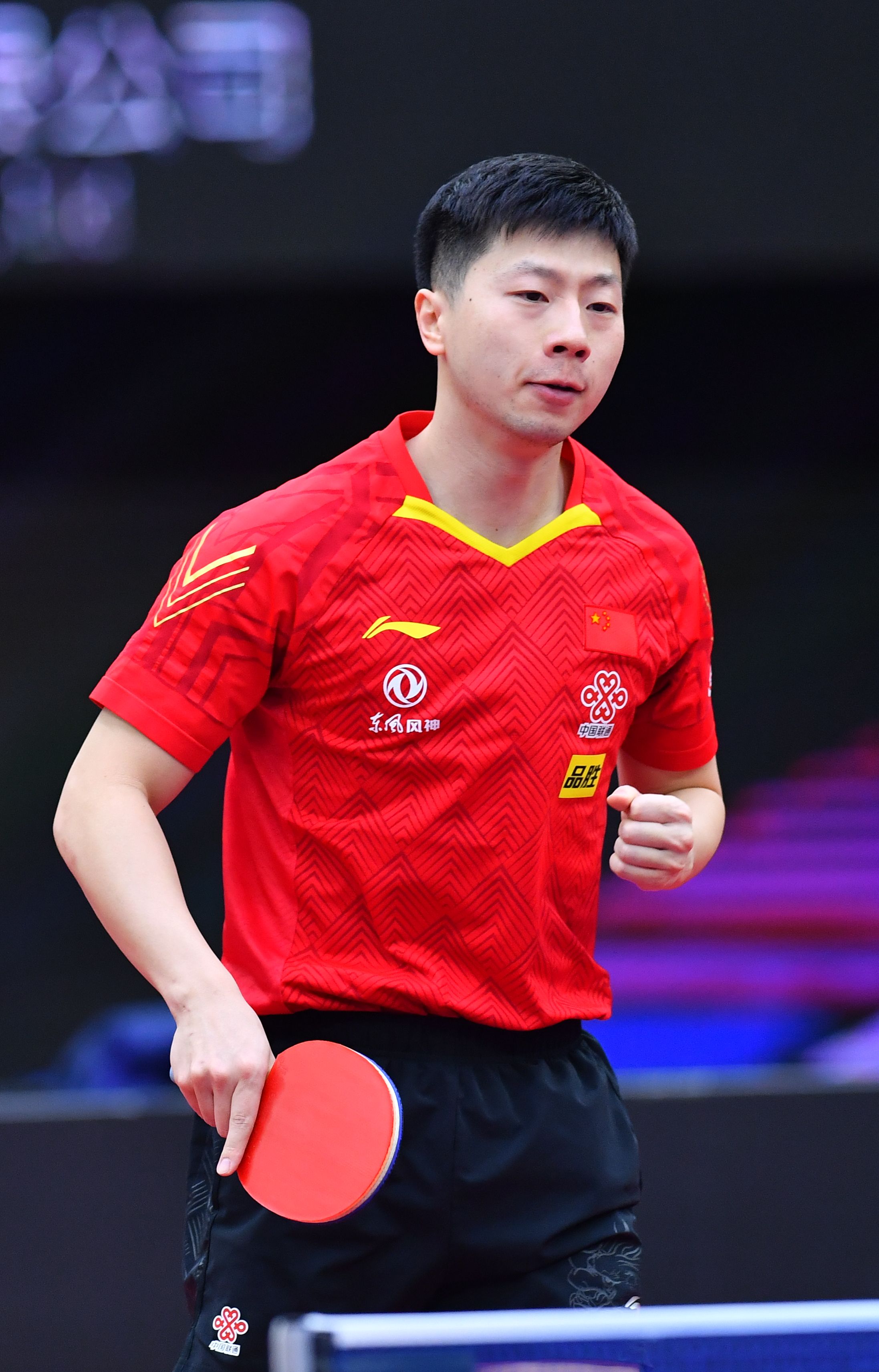 与这些顶尖 与这些顶尖