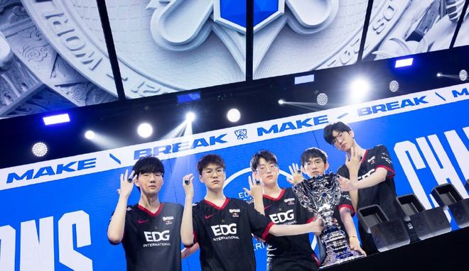 变化多端的 变化多端的